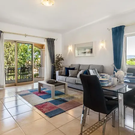 2 Bedroom At Gramacho Golf Course 아파트