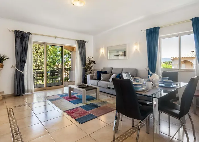 2 Bedroom At Gramacho Golf Course 아파트